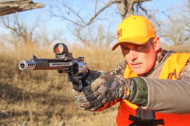 Should You Use a Handgun While Hunting?